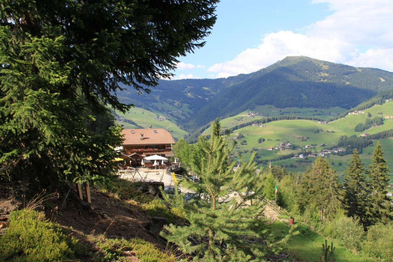 Rifugio La Para San Vigilio Di Marebbe Exterior photo